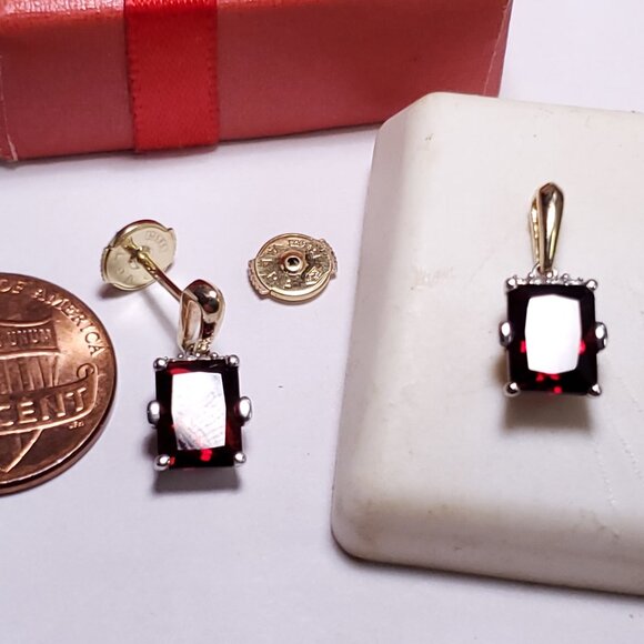 Estate 3.5ctw Natural Radiant Cut Garnet &Diam Dangle 14Kt 2Tone Earrings #23311 - Picture 4 of 6